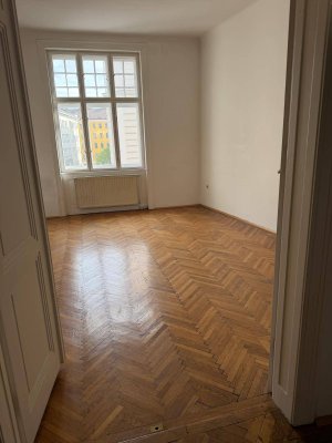 2 Zimmer Altbau Wohnung in Wien 1090 sofort verfuegbar