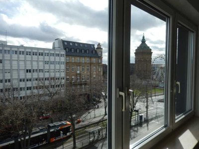 Schöne, geräumige zwei Zimmer Wohnung in Mannheim im Herzen von Mannheim