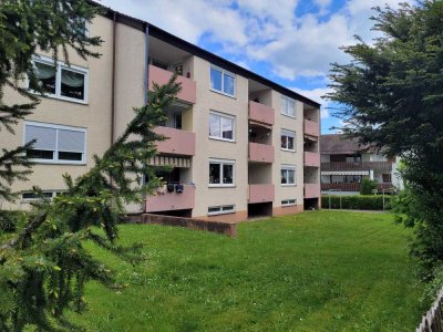 Helle 2,5-Zimmer Wohnung mit Balkon im 3. OG in Karlsbad