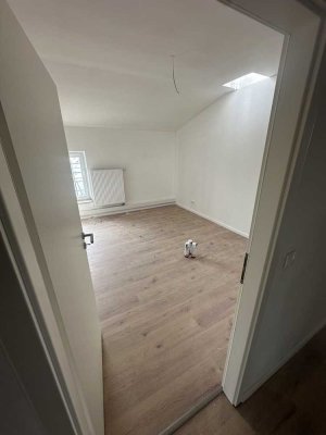 MFH Zentrum VIB! Saniertes Mehrfamilienhaus mit 6 WE - cash flow positiv