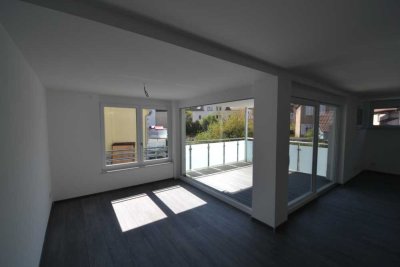 Helle 4-Zimmer Wohnung mit Balkon im 1. OG in Stuttgart-Feuerbach