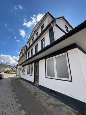 Erstbezug nach hochwertiger Renovierung: 3-Zimmer-Maisonette (95 m²) mit Stellplatz in Bad Pyrmont