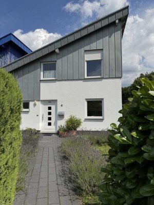 Moderne Doppelhaushälfte (vermietet) -  teilweise auf einem Erbbaurechtsgrundstück