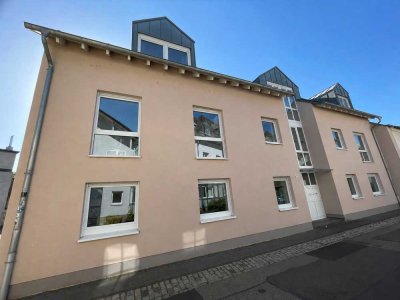 Wunderschöne Wohnung  im Maarviertel (3ZKB, Gäste-WC, Balkon), Carport