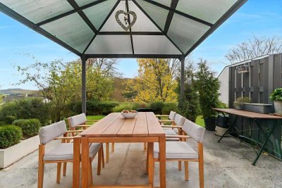 Taunusidylle in Schmitten – Lichtdurchflutete 4-Zimmer-Terrassenwohnung am Waldrand