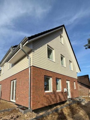 Familienfreundliche Doppelhaushälfte mit Solaranlage und Mieterstrom in Lüneburg- Ebensberg.