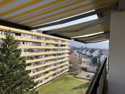 Loggia für einen neuen Eigentümer in einer bezugsfertigen  2-ZKB, ca. 70 m² mit EBK und Garage