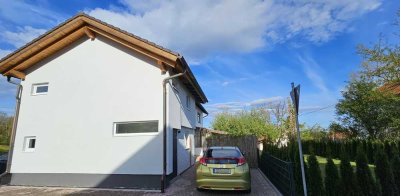 Exklusive 2,5-Zimmer-Maisonette-Wohnung mit gehobener Innenausstattung mit stellplatz und terasse