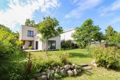Exklusives Architektenhaus mit viel Platz für die ganze Familie in Seenähe (Groß Glienicke)