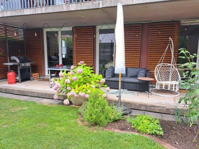 Stilvolle 3-Zimmer-Erdgeschosswohnung mit Terrasse und EBK in Böblingen
