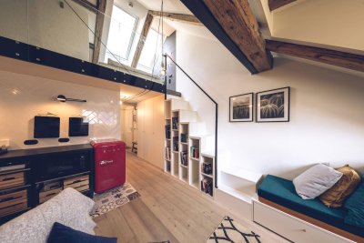 Schöne Dachgeschoss Wohnung nähe Uni/Klinik