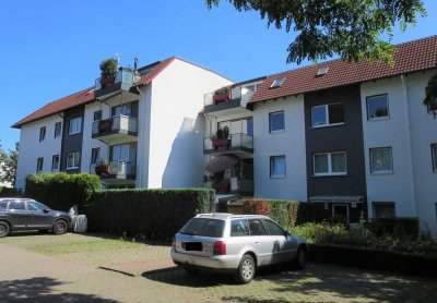 Westenfeld: Gepflegte 4-Zimmer-Wohnung mit Blick auf Felder und Wiesen