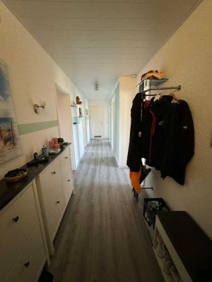 schöne, gepflegte u. fortlaufend renovierte 3-Zi-ETW mit TG-Stpl. in Steinheim zu verkaufen.