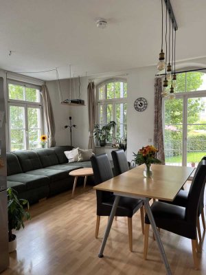 Charmante und helle Altbauwohnung sucht neue Mieter!