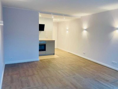 Erstbezug nach Sanierung: stilvolle 1-Zimmer-Wohnung mit Einbauküche und Balkon in Hamburg