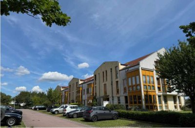Stilvolle, gepflegte 2-Raum-Dachgeschosswohnung mit Einbauküche in Panketal