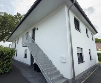 Neuwertige Wohnung im OG - 3 Zimmer mit Balkon