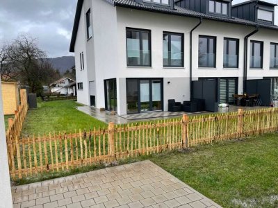 Attraktives 5-Zimmer-Reihenendhaus mit geh. Innenausstattung und EBK