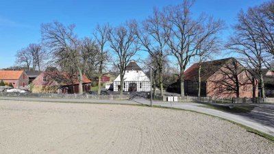 Vor den Toren Bielefeld's steht diese energetisch sanierte Hofstelle und bietet viele Vorzüge...