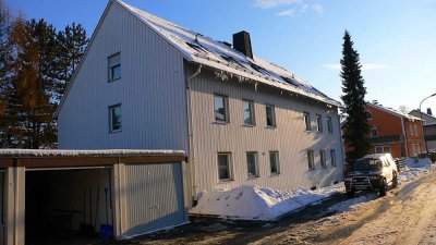 Selbitz-sonnige 3 Zi.-Dachwohnung in ruhiger Wohnlage