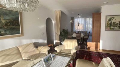 Ihr neues Zuhause in Mörsenbroich: 4 Zimmer, Loggia und viel Potential!