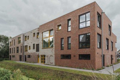 Helle und barrierefreie 2-Zimmer-Wohnung mit Balkon in Emden Früchteburg
