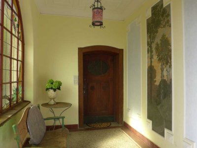 Renovierte 3-Zimmer-Wohnung mit Sitzplatz im Freien in Esslingen am Neckar
