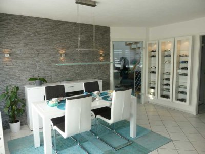 Schwetzingen-Schälzig: Exklusive, ruhige 4 1/2 ZKB Maisonette nahe Schlosspark