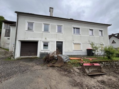 Zweigeschoßiges Wohnhaus Ardagger Markt