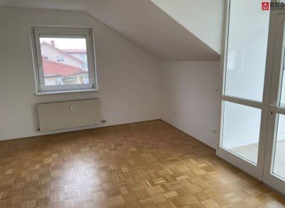 Erstklassige 3-Zimmer Wohnung mit Wintergarten in Attnang-Puchheim! Privater Parkplatz und Keller vorhanden!
