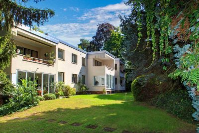 Nähe Dianasee: 3 Zimmer im Dachgeschoss + 47 m² Hobbyraum