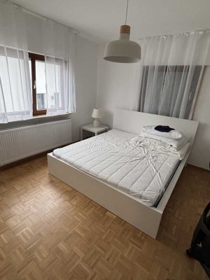 Voll möbliertes WG-Zimmer in Neuhausen – Nähe Uni Hohenheim