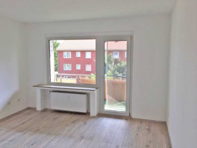 Helle Wohnung mit vier Zimmern und Balkon