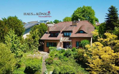 Außergewöhnliches, hochwertiges Einfamilienhaus in großartiger Blicklage