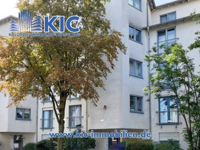 3-Zimmer Etagenwohnung mit Balkon mit TG-Stellplatz in Köln-Dellbrück