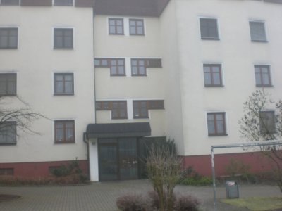 Moderne 4-Zimmer Erdgeschosswohnung mit Terrasse