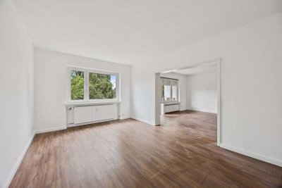::: Finest Living I Erstbezug nach Sanierung I Balkon mit Blick ins Grüne I Garage I Keller :::