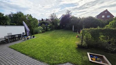 Charmante und vollumfänglich sanierte Erdgeschoss- Wohnung direkt in Edemissen mit Garten