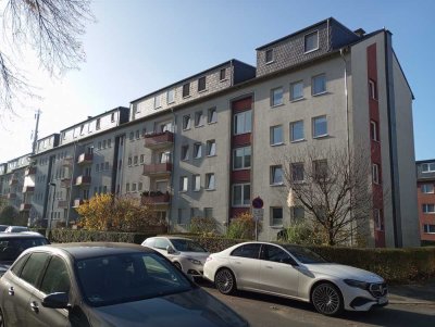 Gut geschnitte 3-Zimmer-Wohnung mit Balkon ab 01.01.2026 bezugsfrei