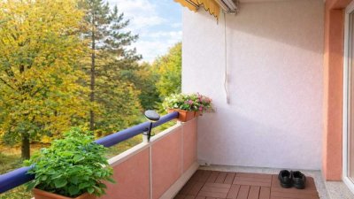 Attraktive Kapitalanlage: Vermietete 3-Zimmer-Wohnung mit Südbalkon im 2. Obergeschoss