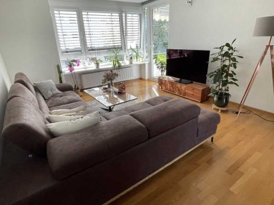 Großzügige und lichtdurchflutete 3,5-Raum-Wohnung in Stuttgart-Stammheim