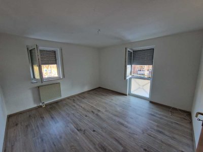 Helle 2-Zimmer Wohnung mit Balkon in Naila