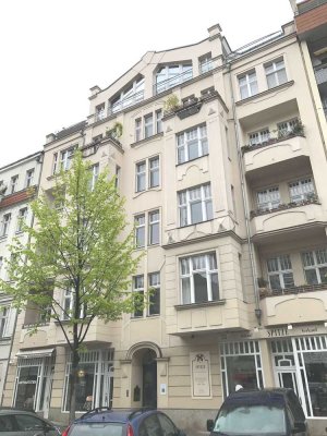 Toller Altbau in begehrter Lage  - Anfragen bitte schriftlich