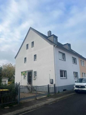 Helle 3-Zimmer Wohnung mit Terrasse in Köln-Rath/Heumar