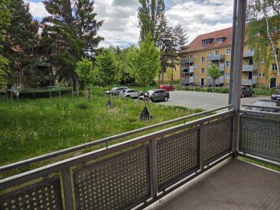 frisch renovierte 3-Raumwohnung mit Tageslichtbad und Balkon
