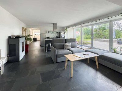 Moderne 3,5-Zimmer-Wohnung mit traumhafter Süd-Terrasse!