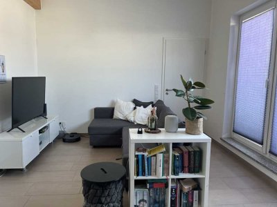 Geschmackvolle 2-Raum-Wohnung mit Balkon und EBK in Grafing bei München