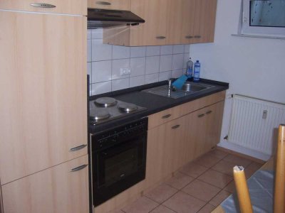 modernisierte 1-Raum-Souterrain-Wohnung in Frankfurt am Main