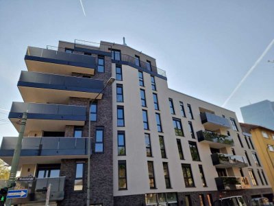 *Penthouse-Maisonette*exklusive 4-Zimmer-Wohnung mit Dachter., Klima und Wallbox Stellplatz nähe EZB