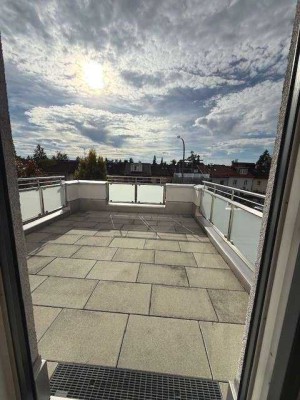 Penthousewohnung - helle 3-Zimmer Whg. in ruhiger Lage